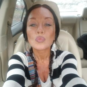 Meet your Posher, Armyjaedin